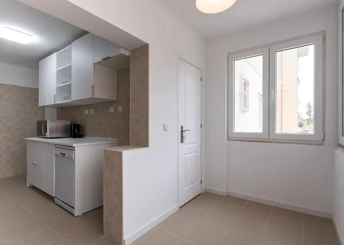 Mhouse Lease 3br Sea & Center Cascais